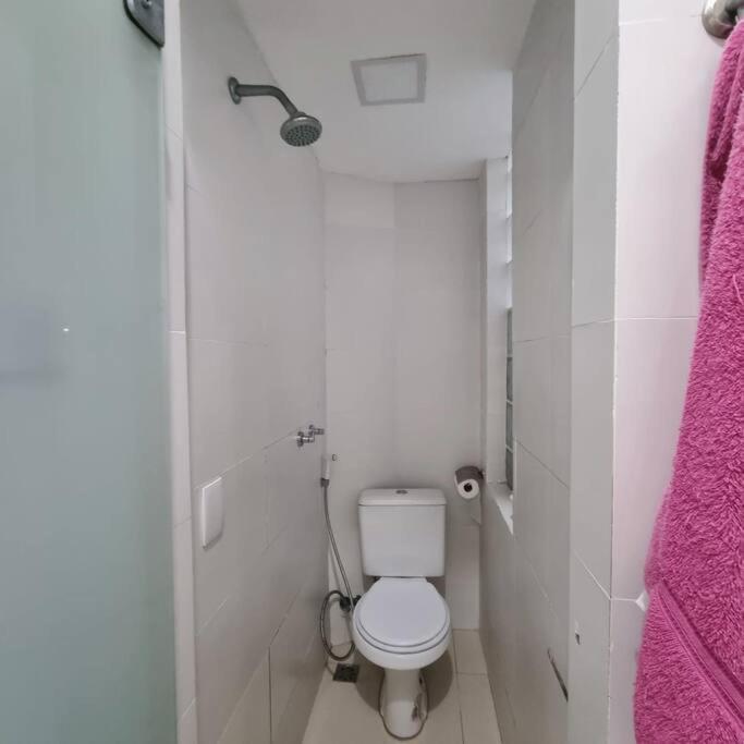 Apartamento Em Copacabana A 100 Metros Da Praia Рио-де-Жанейро Экстерьер фото